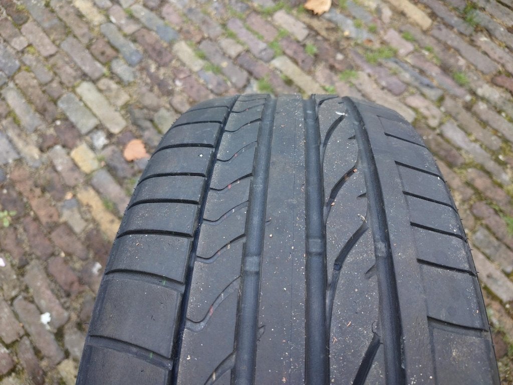 bridgestone 235 45 R18, Ophalen, Gebruikt