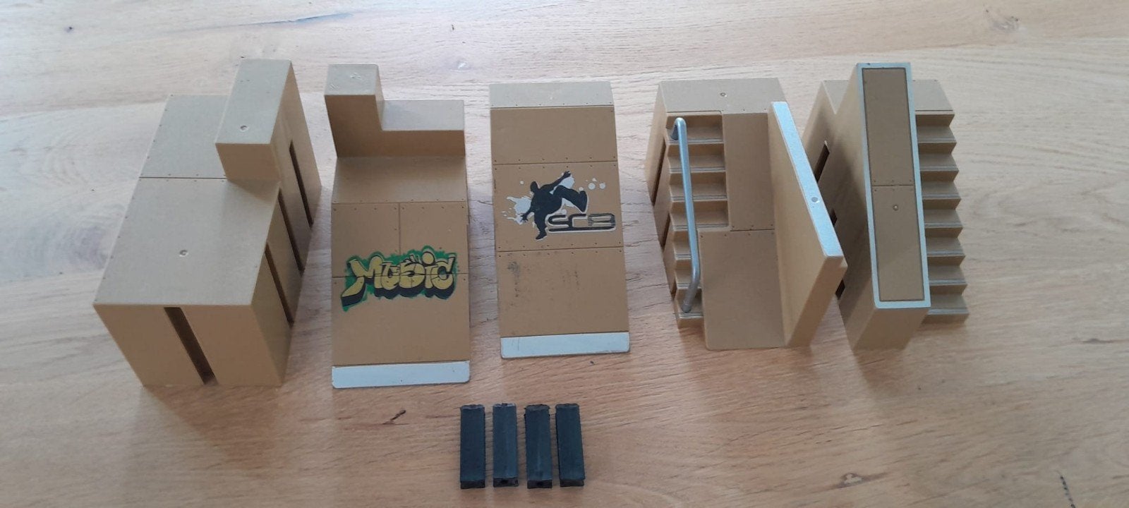vinger skateboard park, Ophalen of Verzenden, Zo goed als nieuw