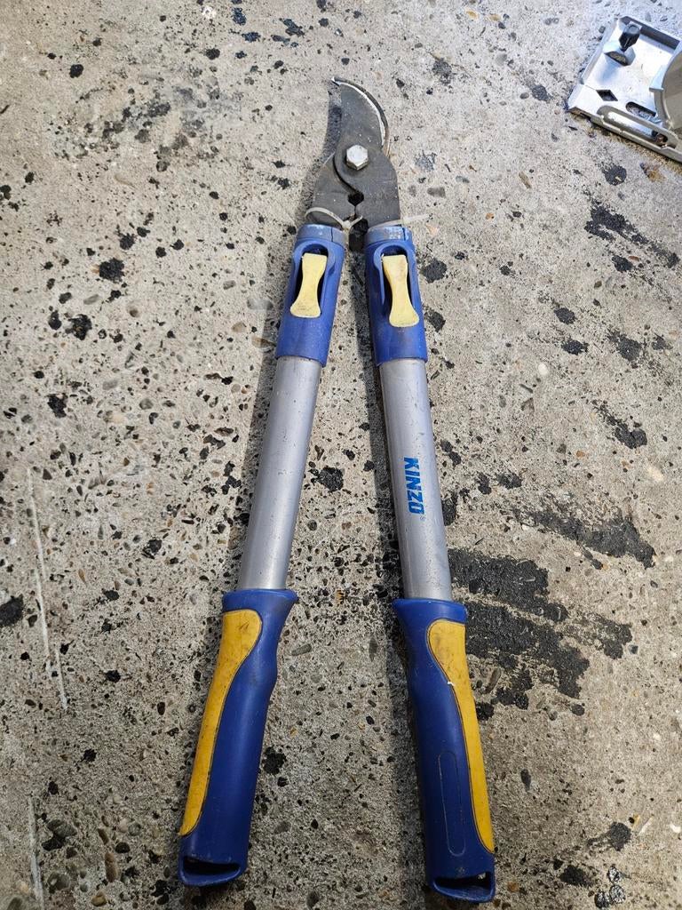 Telescopische snoeischaar - Scherp geslepen, Ophalen of Verzenden, Gebruikt, 30 t/m 39 mm, KINZO
