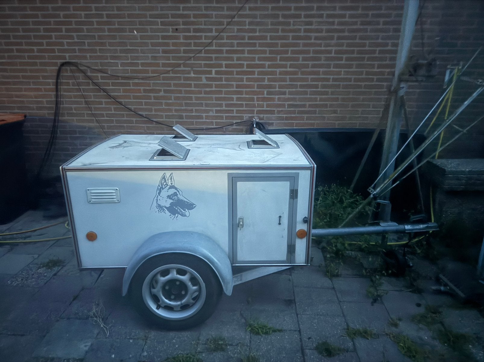 Hondenkar te koop, Ophalen, Zo goed als nieuw