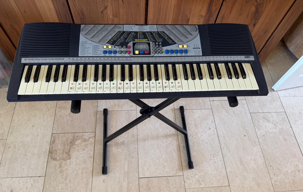 bontempi pm 68 incl standaard en boek houder, Muziek en Instrumenten, Ophalen, Zo goed als nieuw, 61 toetsen, Overige merken
