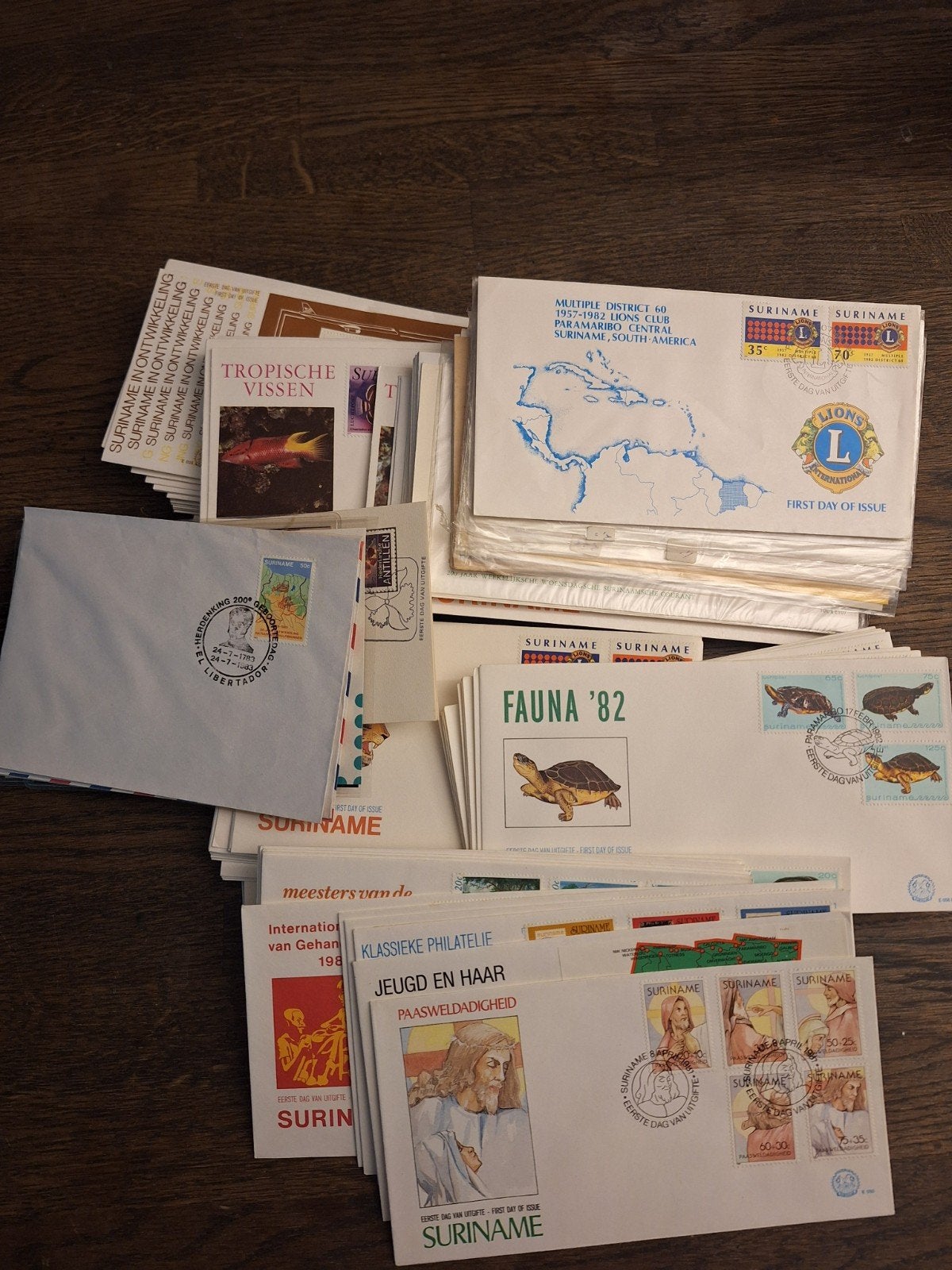 Eerstedag postzegelverzameling Suriname/NldAntil, Postzegels en Munten, Ophalen of Verzenden