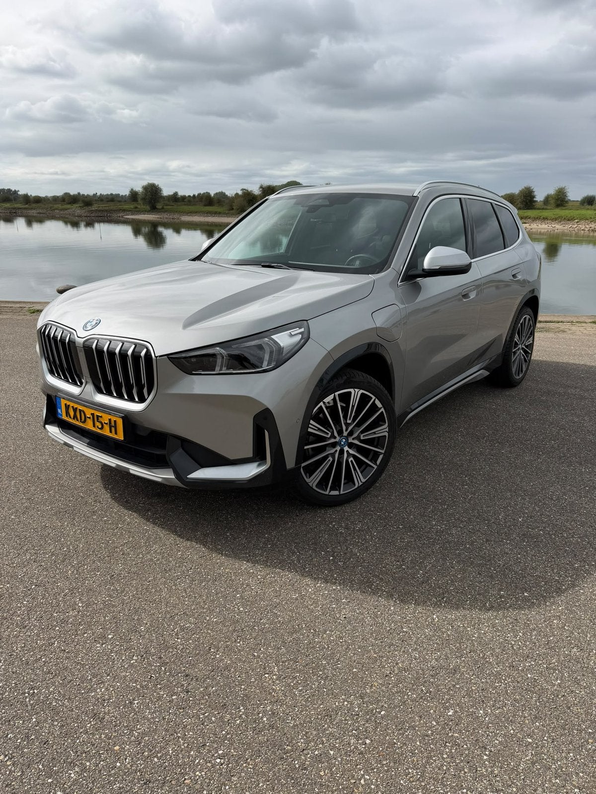 BMW X1 Xdrive25e  (GARANTIE TOT 13-12-2027 INRUIL MOG.), 136 pk, Vierwielaandrijving, 3 cilinders, 1830 kg