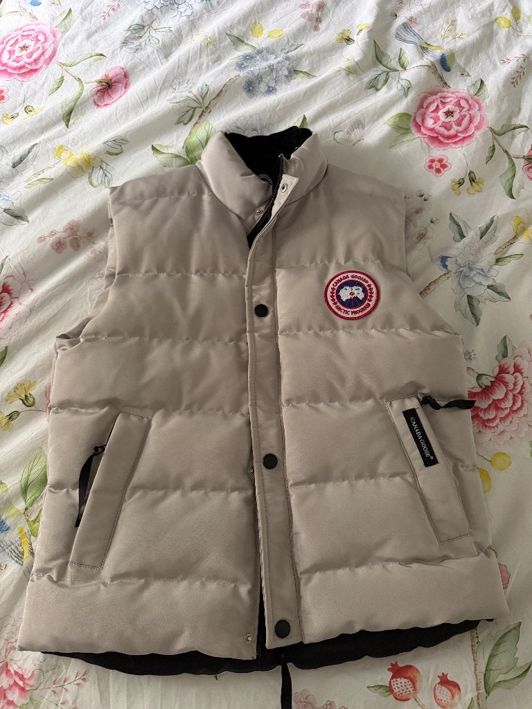 Canada goose bodywarmer maat S, Kleding | Dames, Overige Dameskleding, Canada goose, Ophalen of Verzenden, Zo goed als nieuw