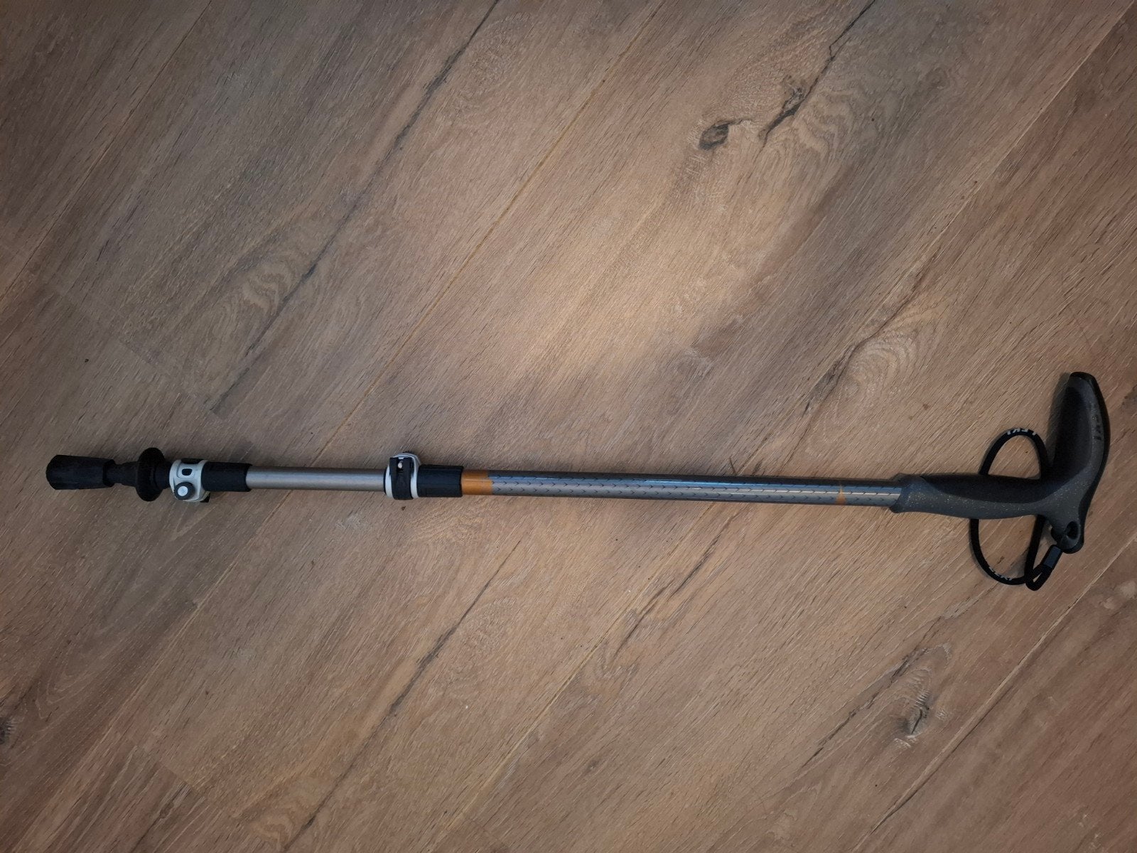 wandelstok met ergonomisch handvat leki, Ophalen, Verstelbaar