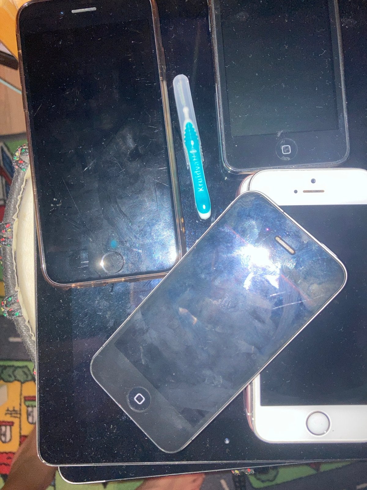 Gezocht: Gratis oude apple, Samsung, Lenovo elektronica, Overige modellen, Ophalen of Verzenden, Zonder simlock, Zonder abonnement