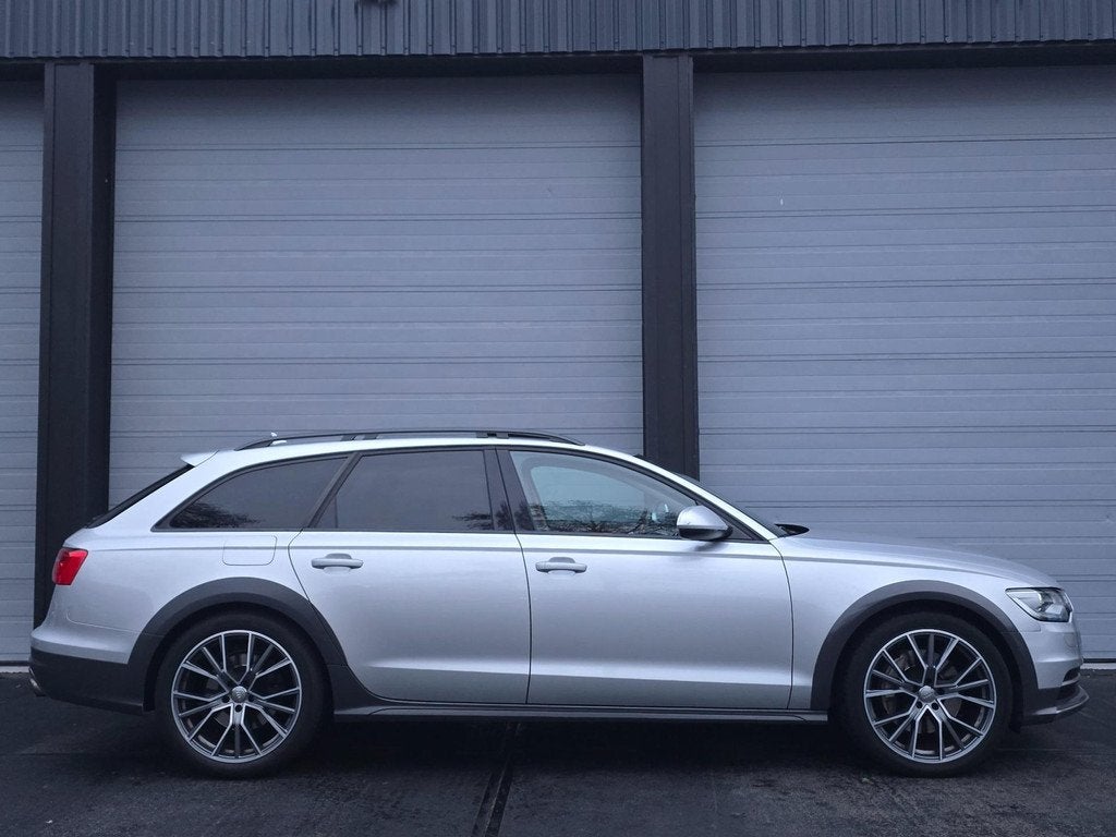 Audi A6 Avant 3.0 TFSI quattro Sport Edition inclusief winte, Auto's, Automaat, Euro 5, Gebruikt, Zwart