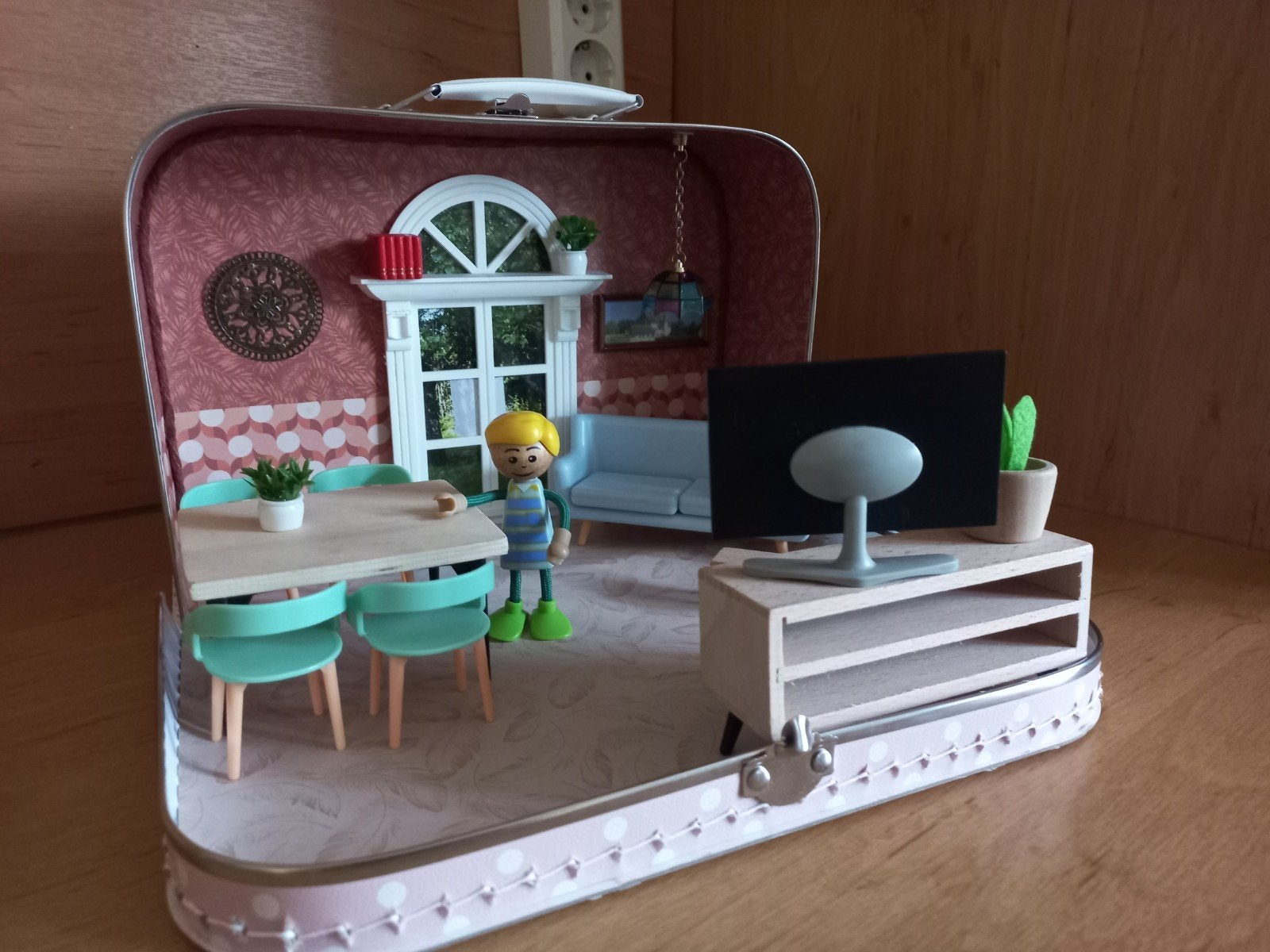 Poppenhuis in koffertje, Ophalen of Verzenden, Nieuw, Poppenhuis