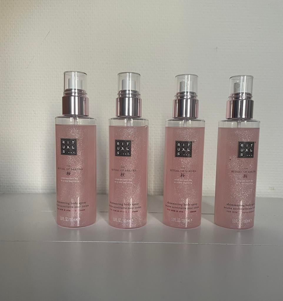 Nieuw rituals sakura Shimmering Body Spray 150 ml, Sieraden, Tassen en Uiterlijk, Uiterlijk | Lichaamsverzorging, Nieuw, Bodylotion, Crème of Olie