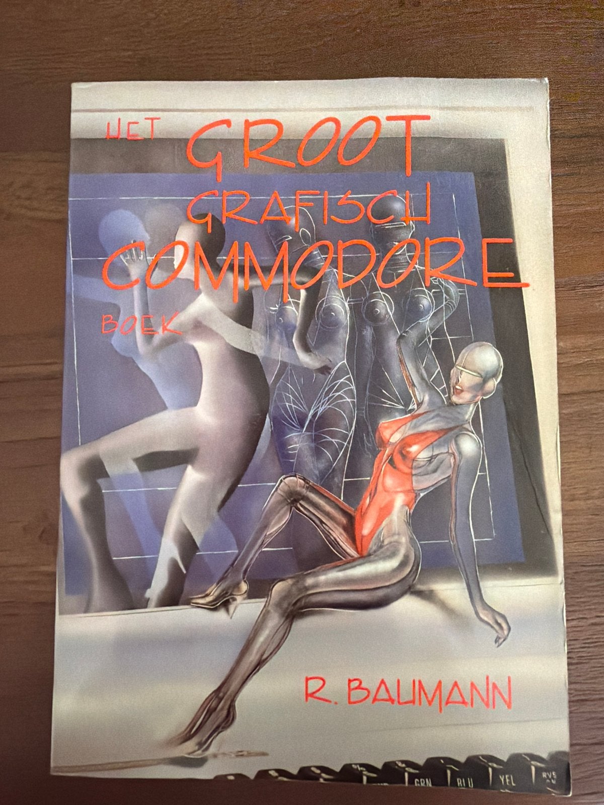 Het Groot Grafisch Commodore Boek - R. Baumann, Boeken, Informatica en Computer, Ophalen of Verzenden, Zo goed als nieuw, Hardware