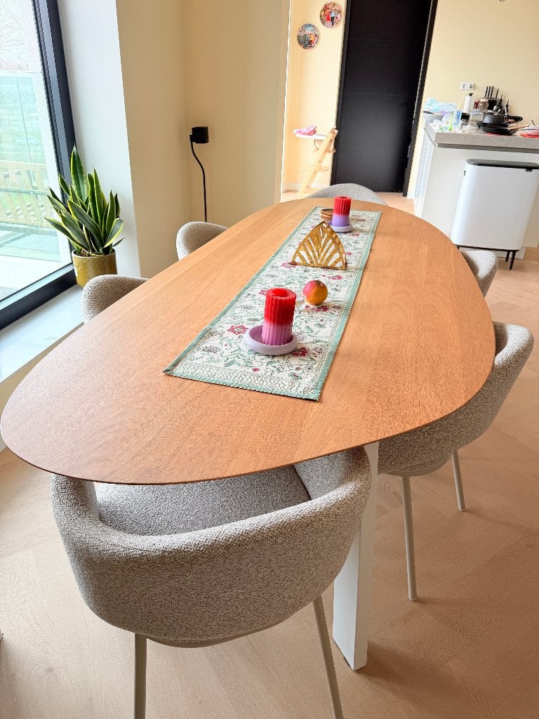 Studio Henk Dining table - Blob Shape, Oak wood, Huis en Inrichting, Ophalen, Eikenhout, 200 cm of meer, 50 tot 100 cm