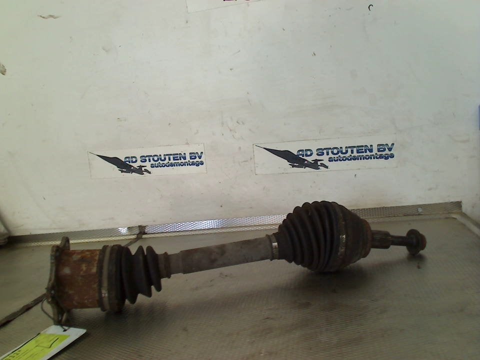 Aandrijfas Links Voor Volkswagen Golf V (1K1) 2009, Gebruikt, Volkswagen, Volkswagen AG, Kundenbetreuung@volkswagen.de