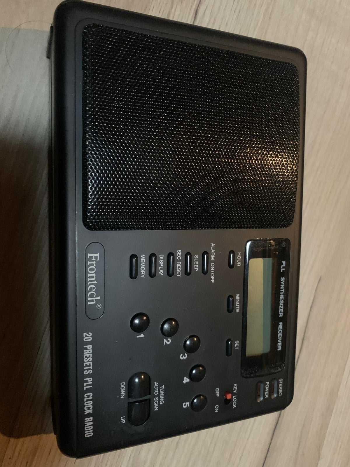 Frontech PLL Synthesizer Receiver 4 Band Radio, Ophalen of Verzenden, Zo goed als nieuw, Radio