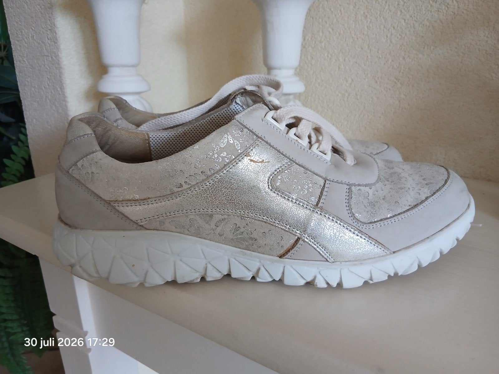 Waldlaufer maat 42, Kleding | Dames, Schoenen, Schoenen met lage hakken, Waldlaufer, Beige, Ophalen of Verzenden