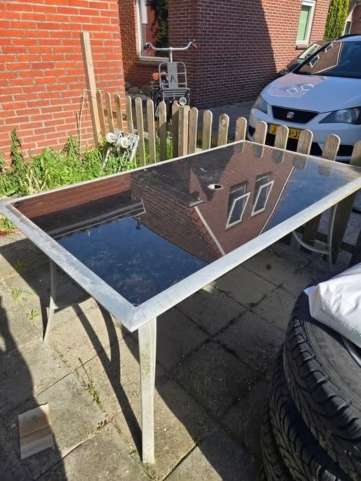 tuitafel gratis, Ophalen, Gebruikt, Overige materialen, Klinkers