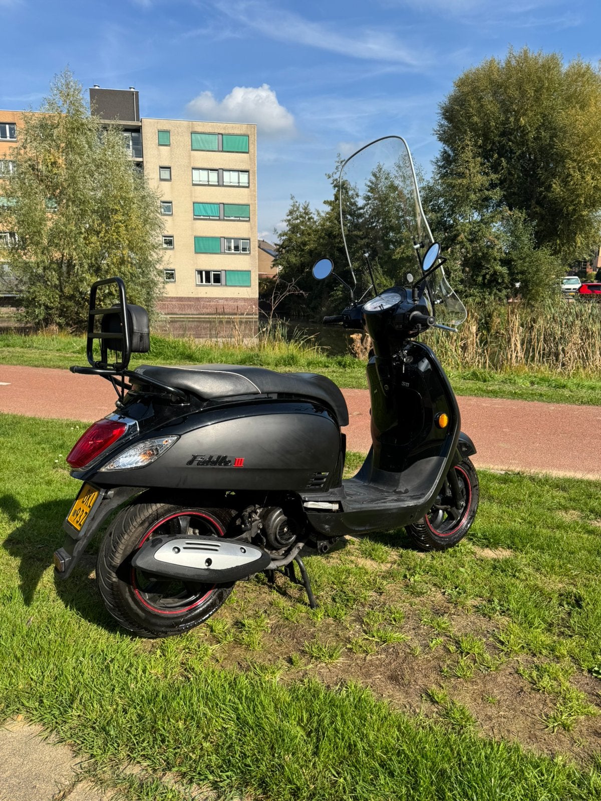 SYM Fiddle 3 E4 45 km/u – goed onderhouden, Fietsen en Brommers, Ophalen, Maximaal 45 km/u, Nieuw, Benzine