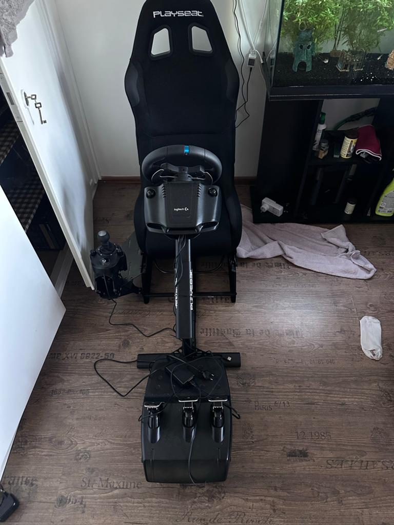Logitech G29 Stuur met Shifter en Handrem + Doos, Spelcomputers en Games, Spelcomputers | Overige Accessoires, Gebruikt, Racestuur