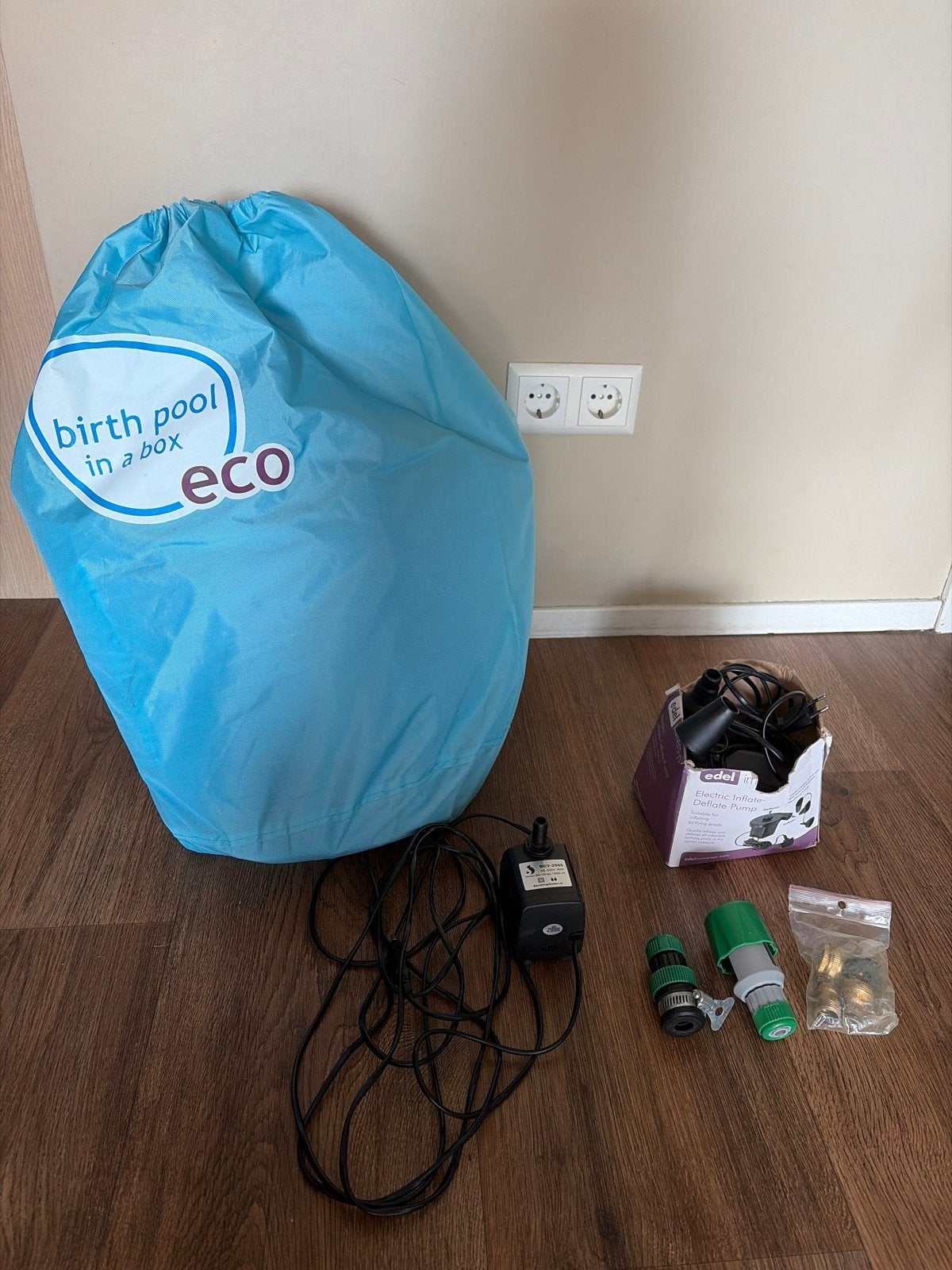 Bevallingsbad 'Birth Pool in a Box Eco' met acces. 1 pers., Ophalen, Zo goed als nieuw