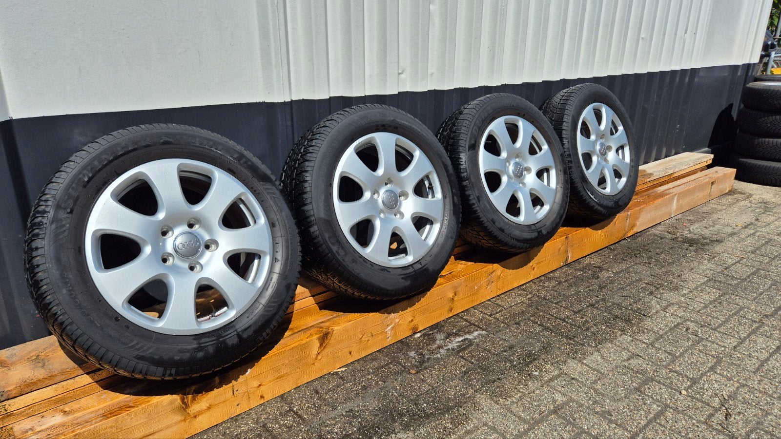 Audi 18inch winterset, Auto-onderdelen, Banden en Velgen, Ophalen, 18 inch, Winterbanden, Banden en Velgen