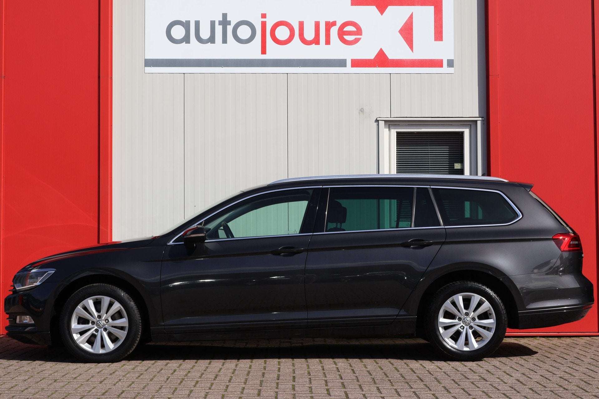 Volkswagen Passat Variant 1.6 TDI Comfortline Business, Stof, Gebruikt, 4 cilinders, Origineel Nederlands