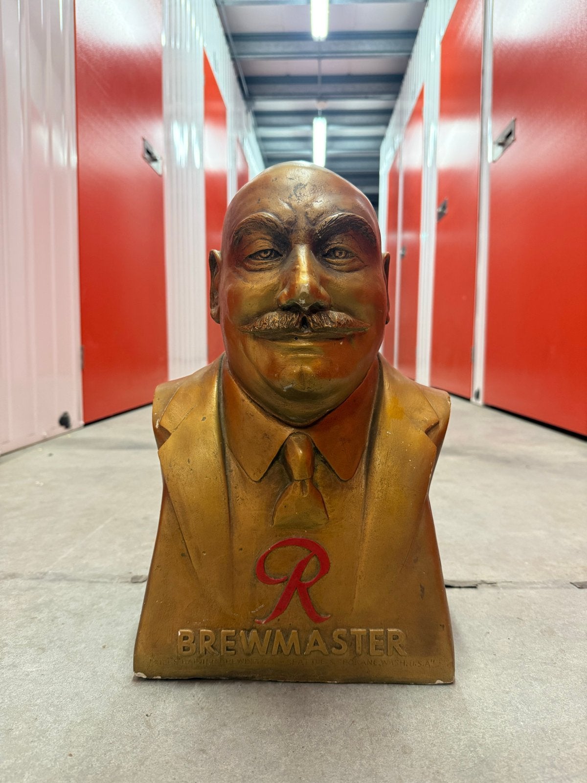 Rainier Beer Brewmaster Bust collectors item, Verzamelen, Beelden en Beeldjes, Gebruikt, Mens, Ophalen