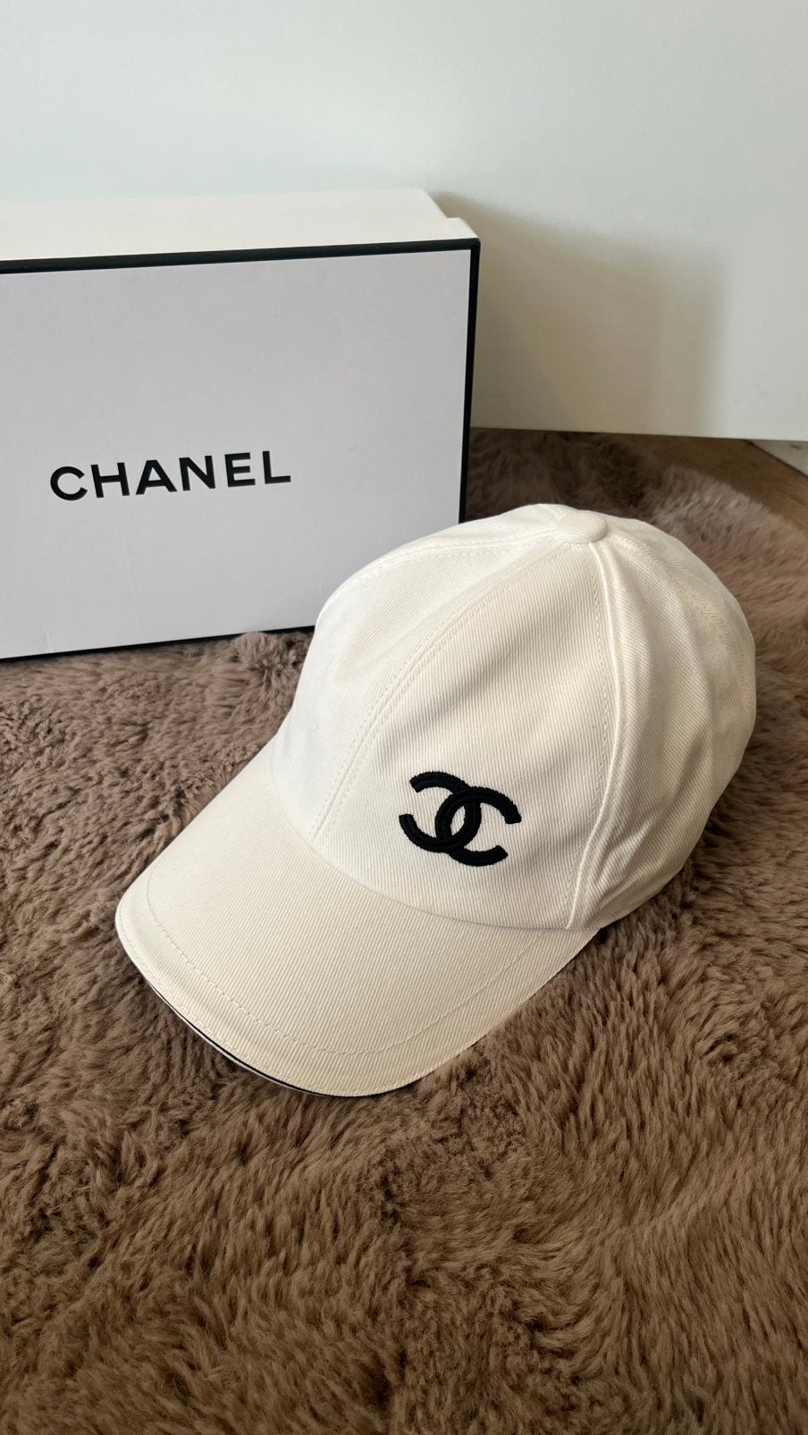 Chanel Pet Wit, Ophalen of Verzenden, Nieuw, Pet