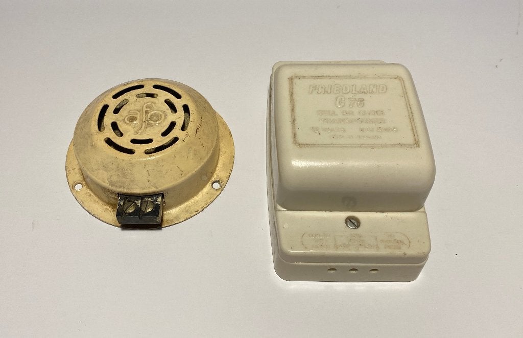 Zoemer voor wachtkamer incl. trafo (vintage), Ophalen of Verzenden, Gebruikt, Overige typen