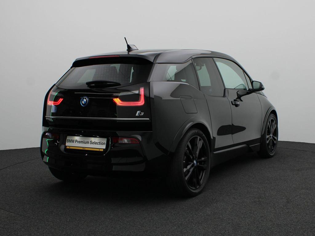 BMW i3 Executive Edition | Stoelverwarming | Camera | Naviga, Auto's, BMW, Automaat, Met garantie (alle), 4 stoelen, Zwart