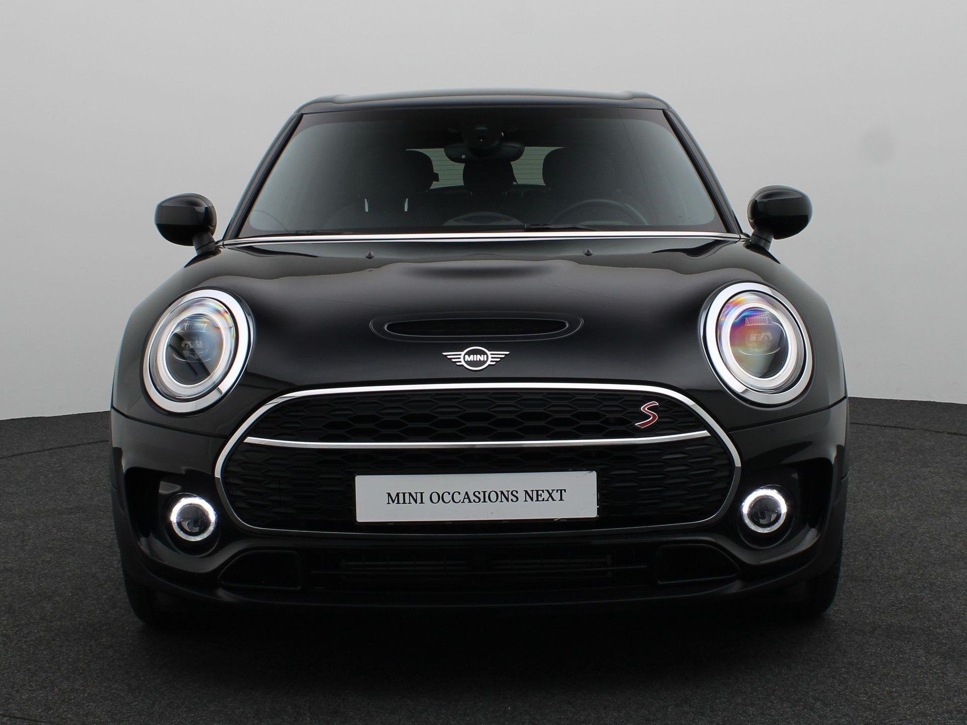 MINI Clubman Cooper S Classic + Achteruitrijcamera + Balance, Gebruikt, Met garantie (alle), Leder en Stof, Zwart