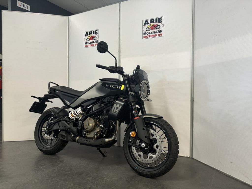 Husqvarna SVARTPILEN 401 (bj 2024), Motoren, Motoren | Husqvarna, Bedrijf, Onbekend, 399 cc, Husqvarna