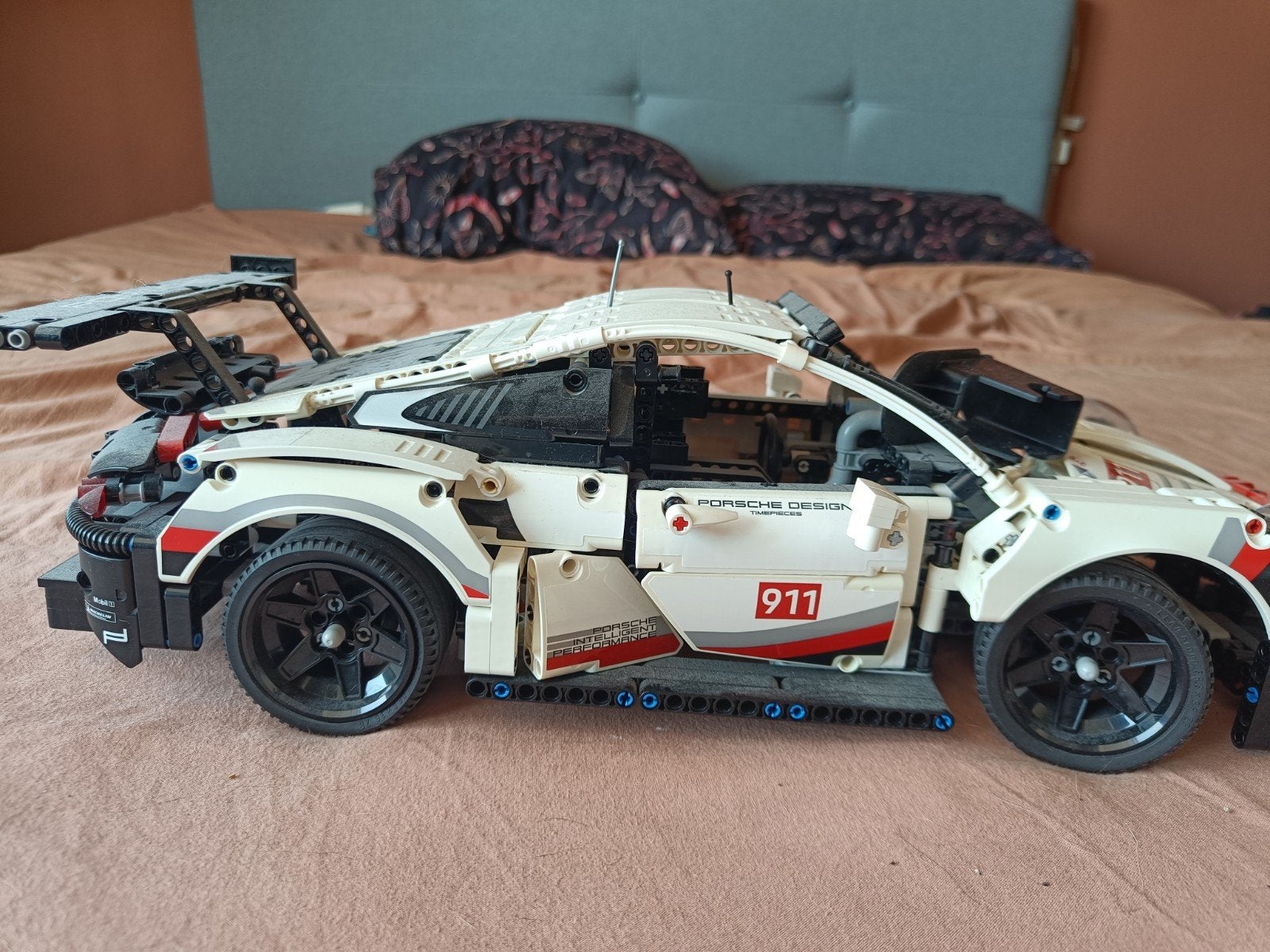 Lego Technic Porsche 911 RSR - Zo goed als nieuw, Auto, Groter dan 1:32, Zo goed als nieuw, Ophalen