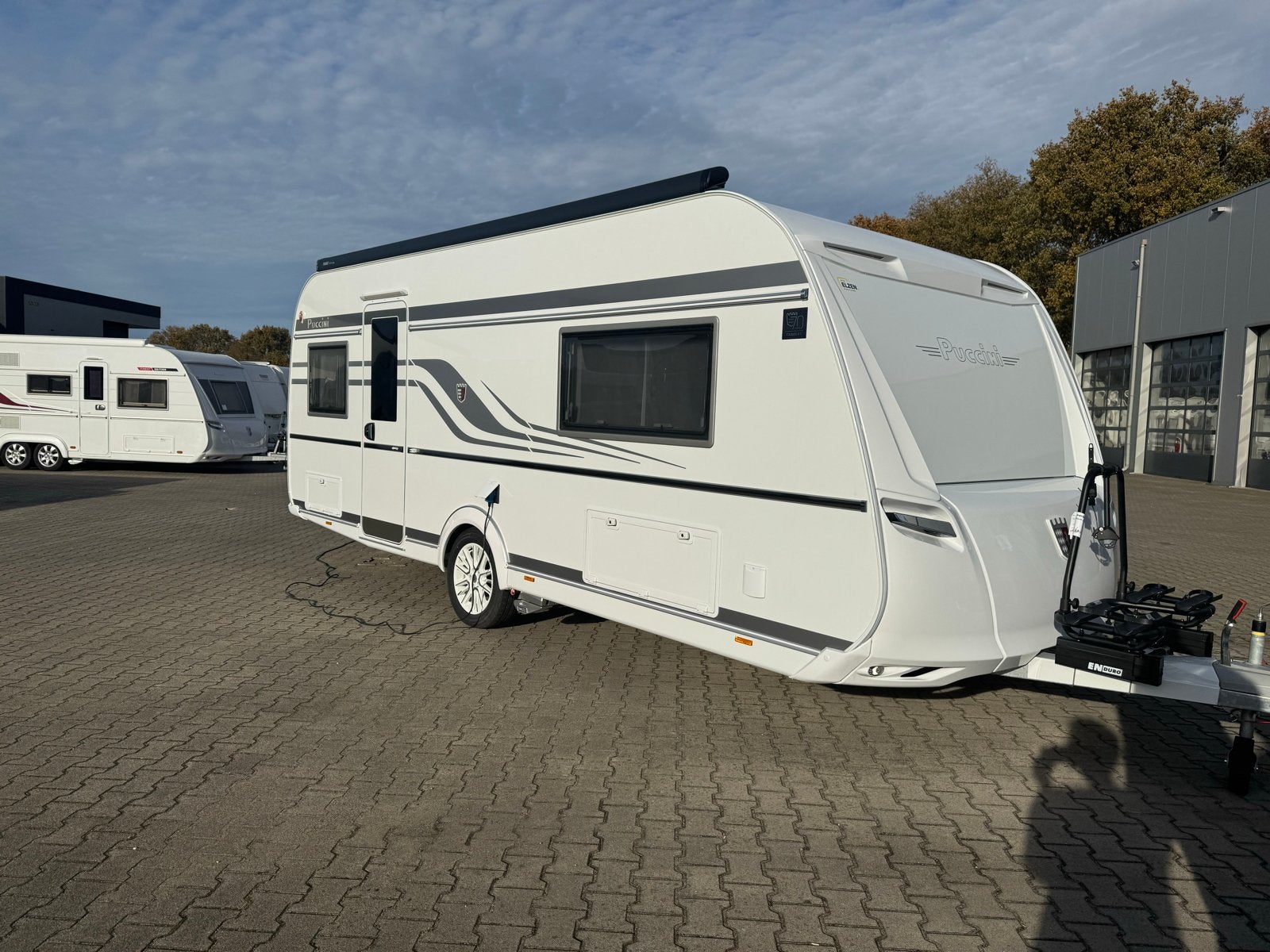 Luxe Tabbert Puccini 550 E met enkele bedden. 2025, Caravans en Kamperen, Rondzit, Tabbert, Particulier, 6 tot 7 meter