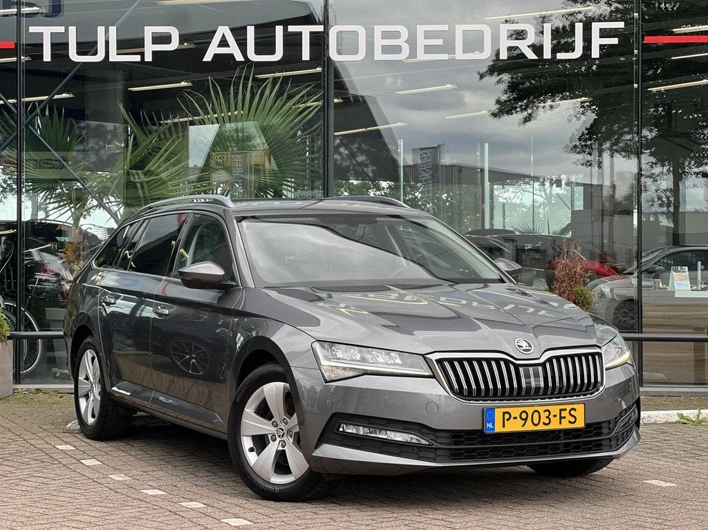 Skoda Superb Combi 1.5 TSI ACT Business Edition Automaat NAP, Auto's, Skoda, 4 cilinders, 150 pk, Automatische klimaatregeling