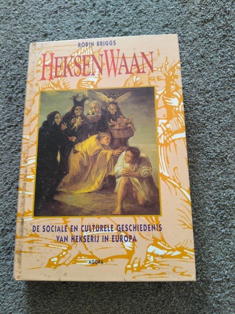 Heksenwaan - Robin Briggs, 20e eeuw of later, Europa, Ophalen of Verzenden, Zo goed als nieuw