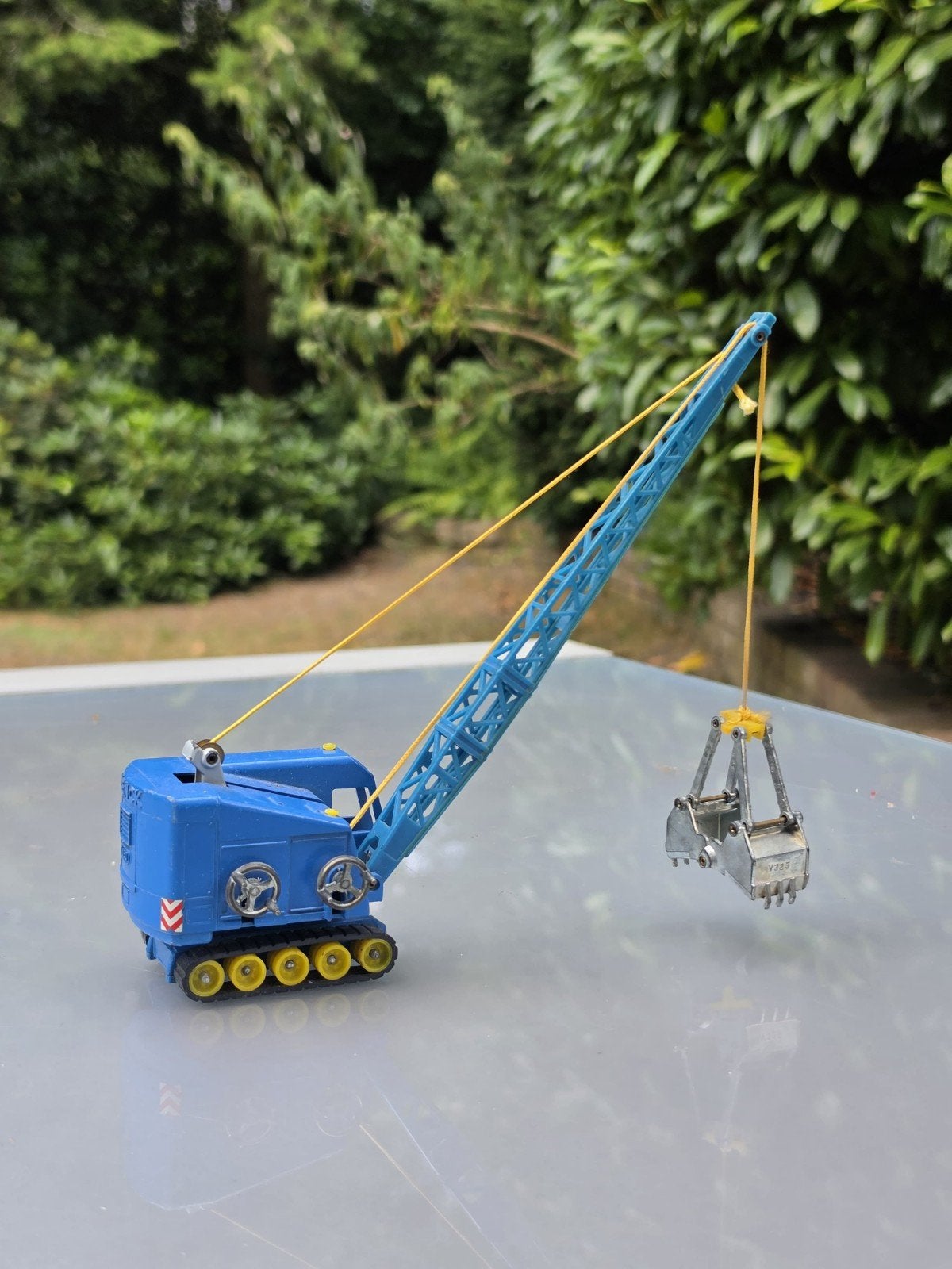 Oude Siku Menck M60 model dragline hijskraan v325, Ophalen of Verzenden, Gebruikt, Bus of Vrachtwagen, SIKU