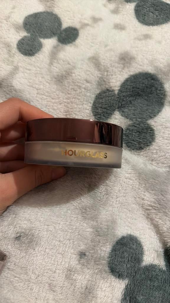 Hourglass translucent veil setting powder, Ophalen of Verzenden, Zo goed als nieuw, Gehele gezicht