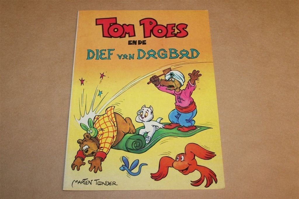 Tom Poes en de Dief van Dagbad — Toonder, Oberon Strip, Boeken, Eén stripboek, Ophalen of Verzenden, Gelezen
