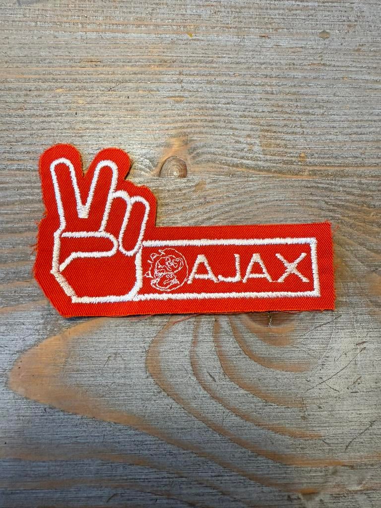 Ajax opnaaiembleem 12 cm, Ophalen of Verzenden, Zo goed als nieuw, Ajax, Overige typen