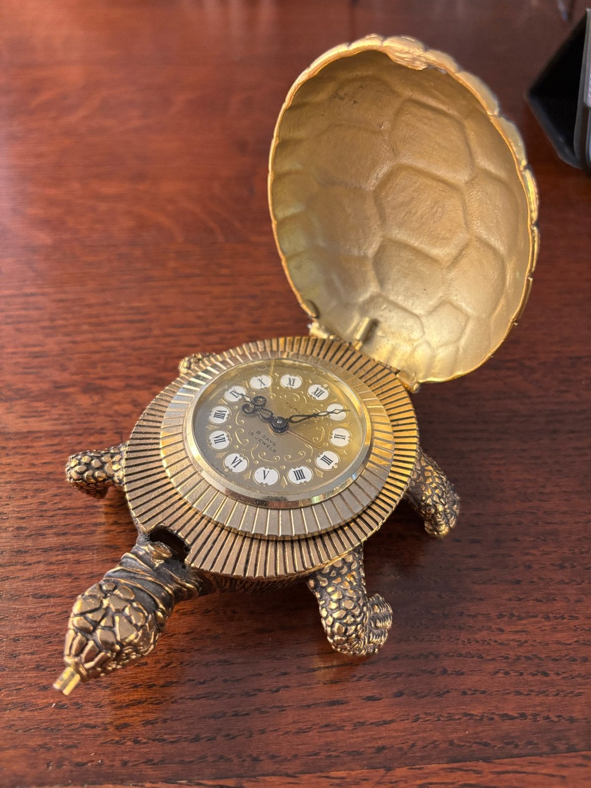 Vintage Swiss Looping Turtle Clock (reiswekker), Ophalen