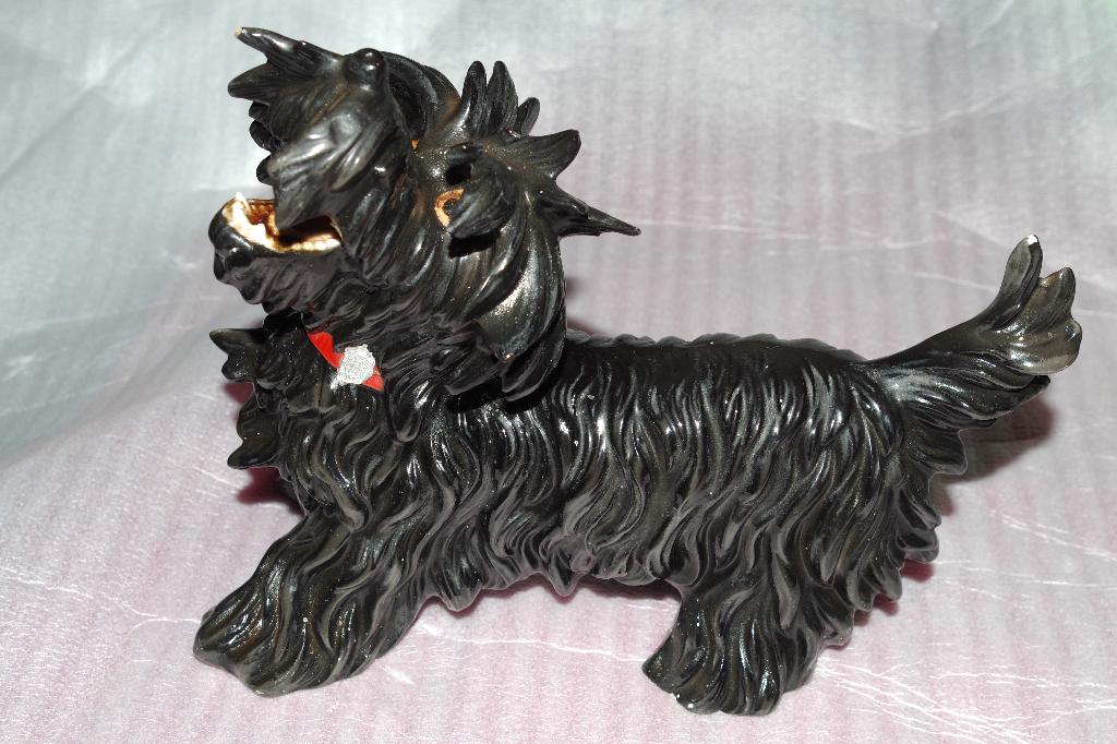 schotse terrier (beeldje), Verzamelen, Beelden en Beeldjes, Ophalen, Zo goed als nieuw, Dier