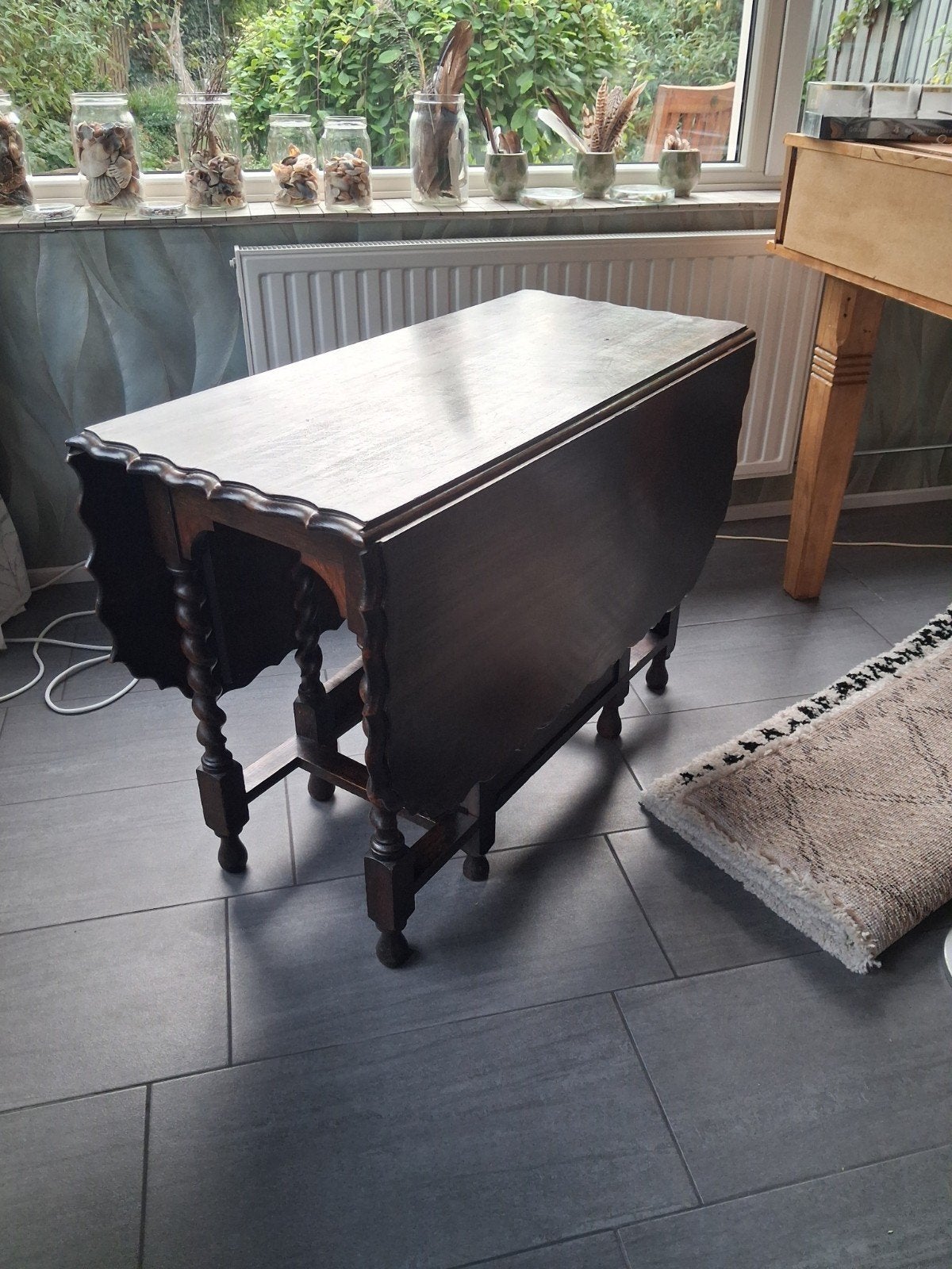 tafel eiken bruin   hangoor tafel  uit rookvrij huis, Antiek en Kunst, Ophalen
