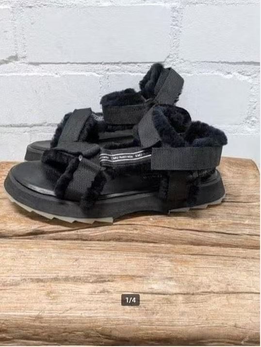 EMU Australia - Prachtige leren sandalen maat 40 - ZGAN, Kleding | Dames, EMU Australia, Verzenden, Zwart, Sandalen of Muiltjes