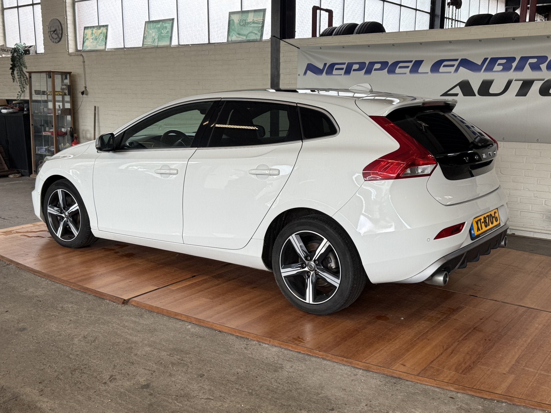 Volvo V40 1.5 T3 Polar+ Sport (bj 2019, automaat), 12 maanden, Automatische klimaatregeling, Euro 6, 4 cilinders
