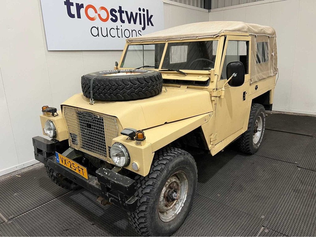 land rover - 88" - PICK UP - Oldtimer - 1977, Auto's, Oldtimers, Bedrijf, Land Rover, Diesel, Overige carrosserieën