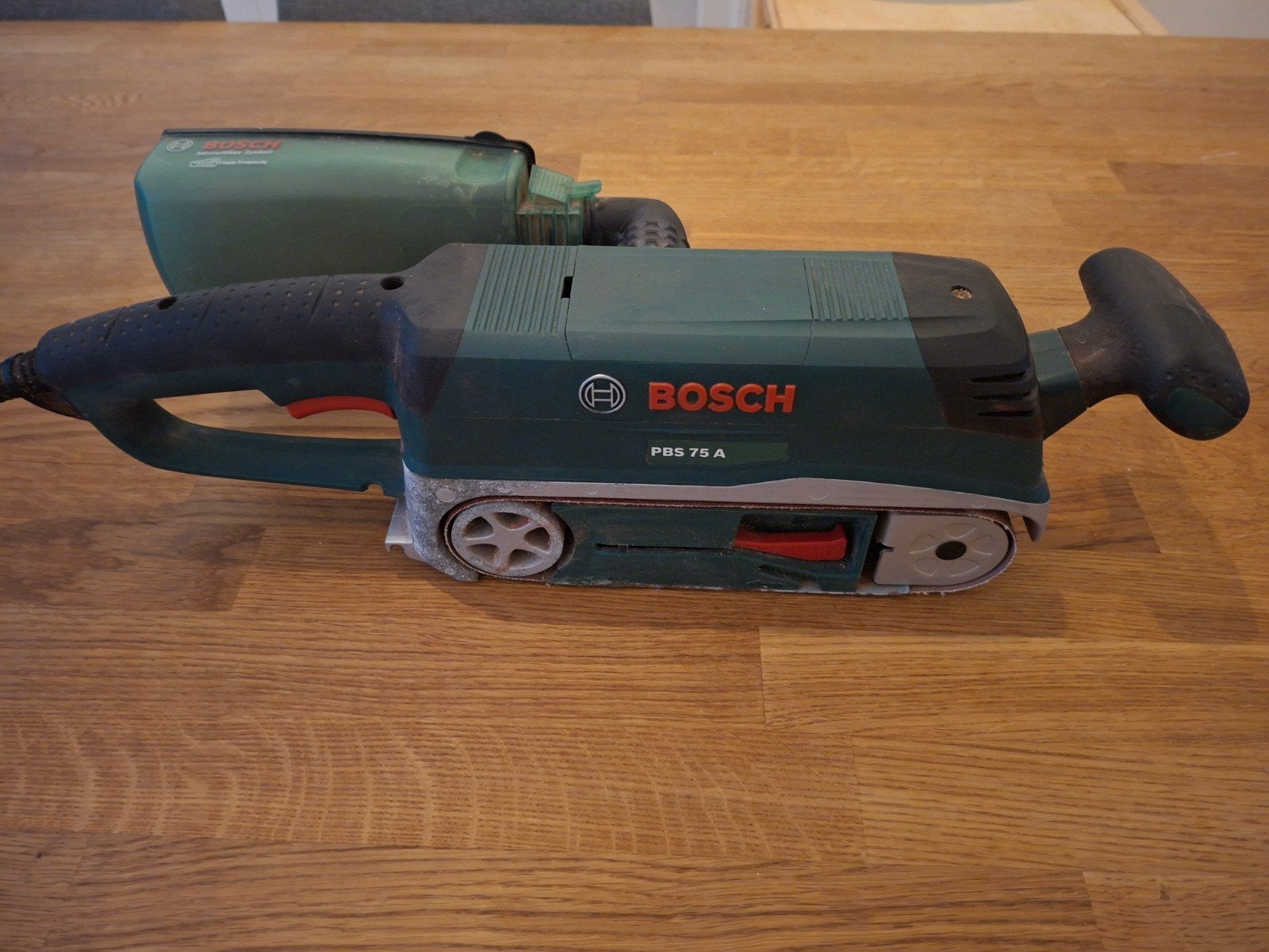 Bosch PBS 75 A Band schuurmachine met stofopvang, Doe-het-zelf en Verbouw, Gereedschap | Schuurmachines, Ophalen, Zo goed als nieuw