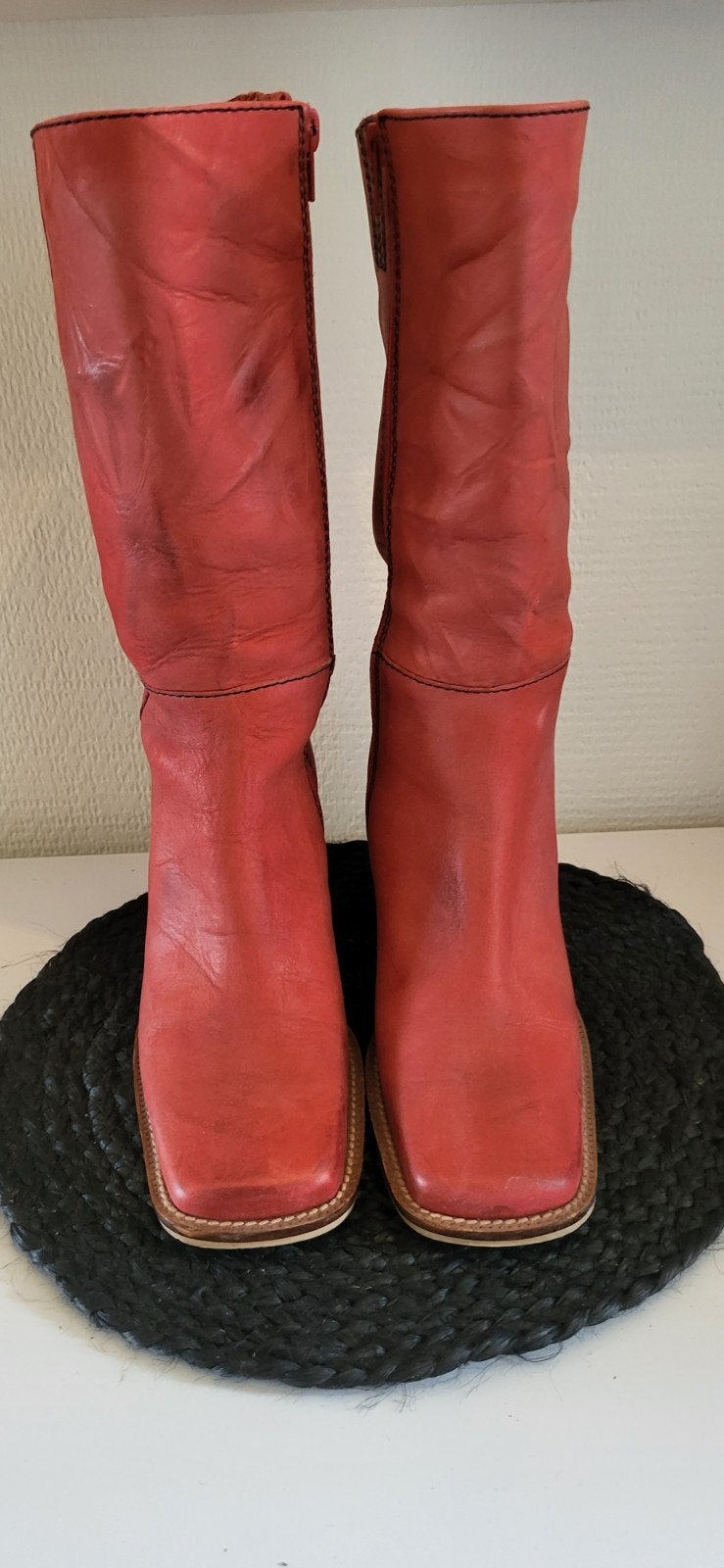 Rode leren laarzen - Maat 37, Kleding | Dames, Ophalen of Verzenden, Gedragen, Rood, Lage of Enkellaarzen