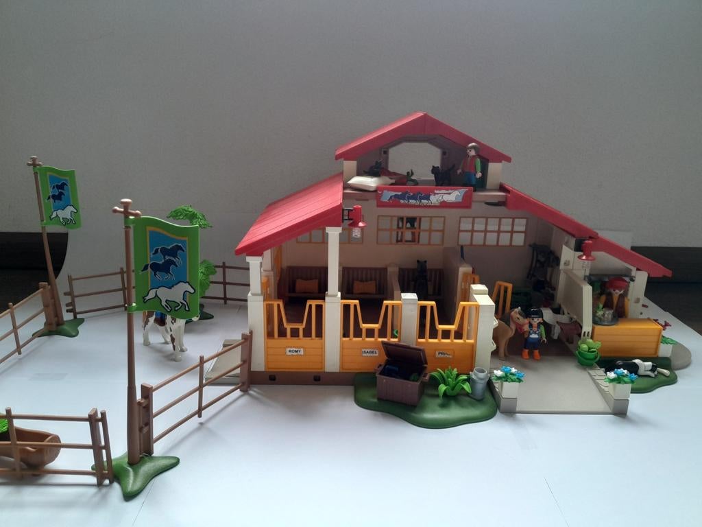 Playmobil manege 4190, Kinderen en Baby's, Speelgoed | Playmobil, Ophalen of Verzenden, Gebruikt