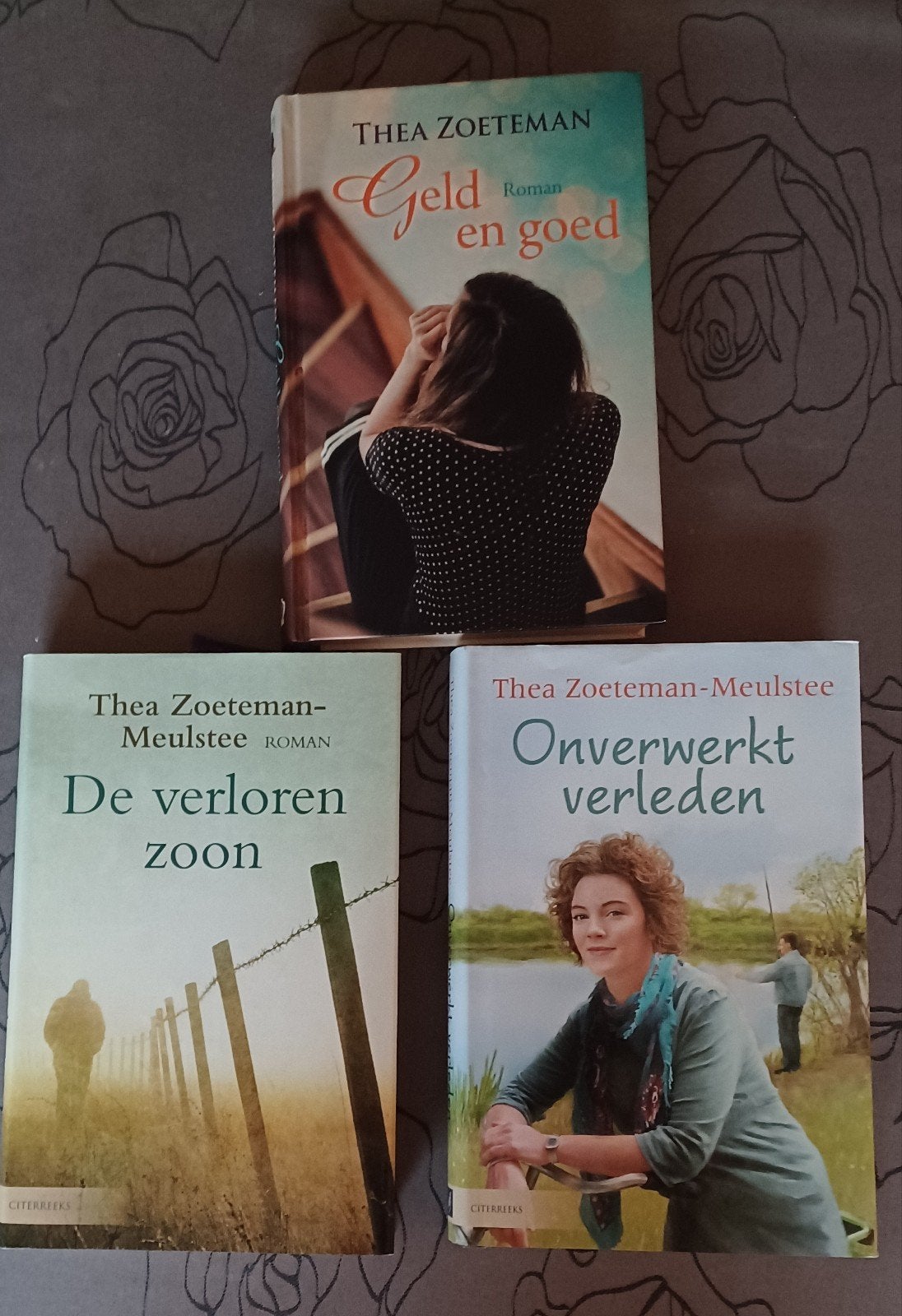 3 romans van Thea Zoeteman: Geld en goed, De verloren zoon,, Boeken, Ophalen of Verzenden, Gelezen