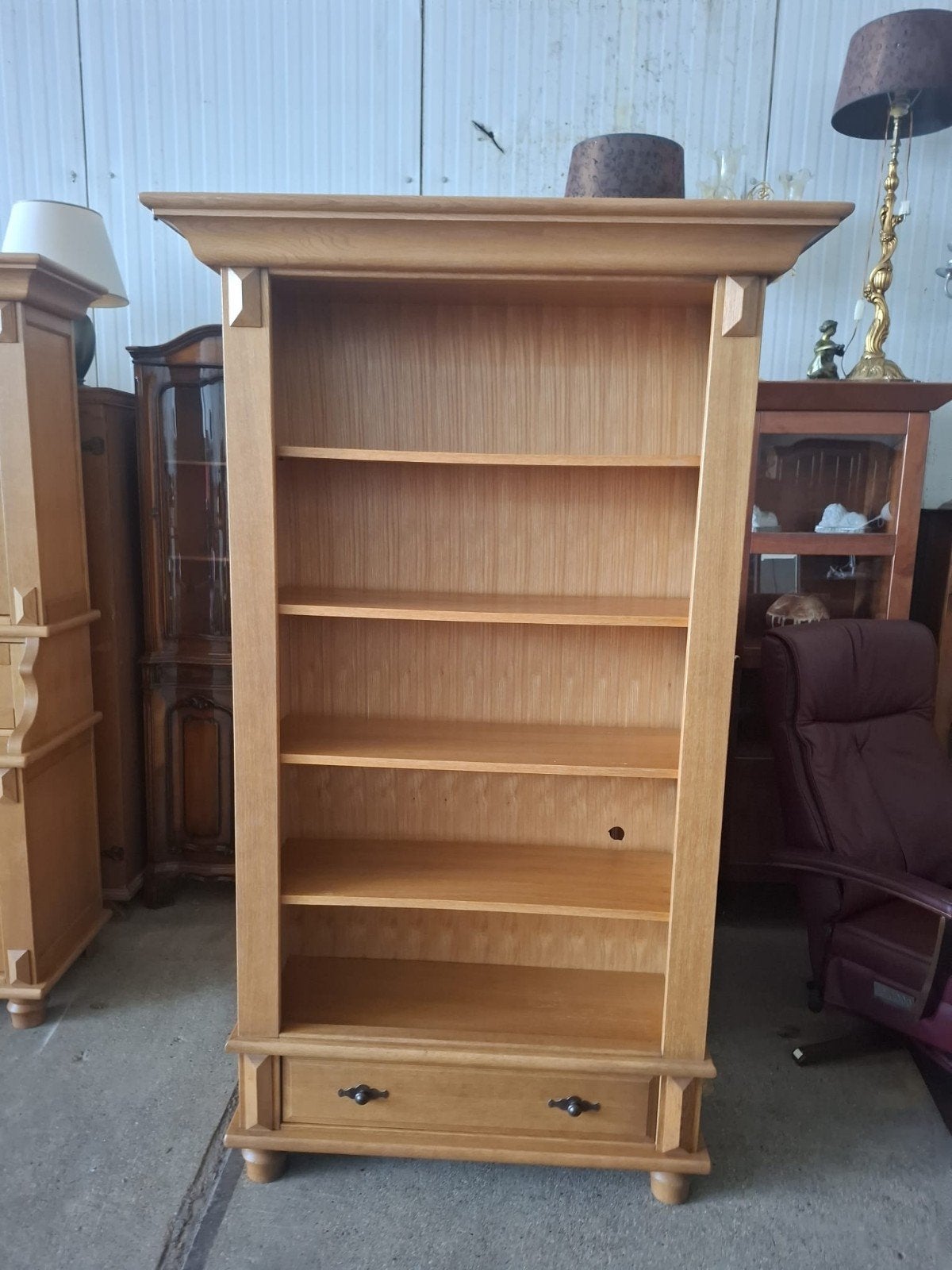 Eikenhouten Boekenkast met Lade - Zo goed als nieuw, Met plank(en), 200 cm of meer, Klassiek, Eikenhout