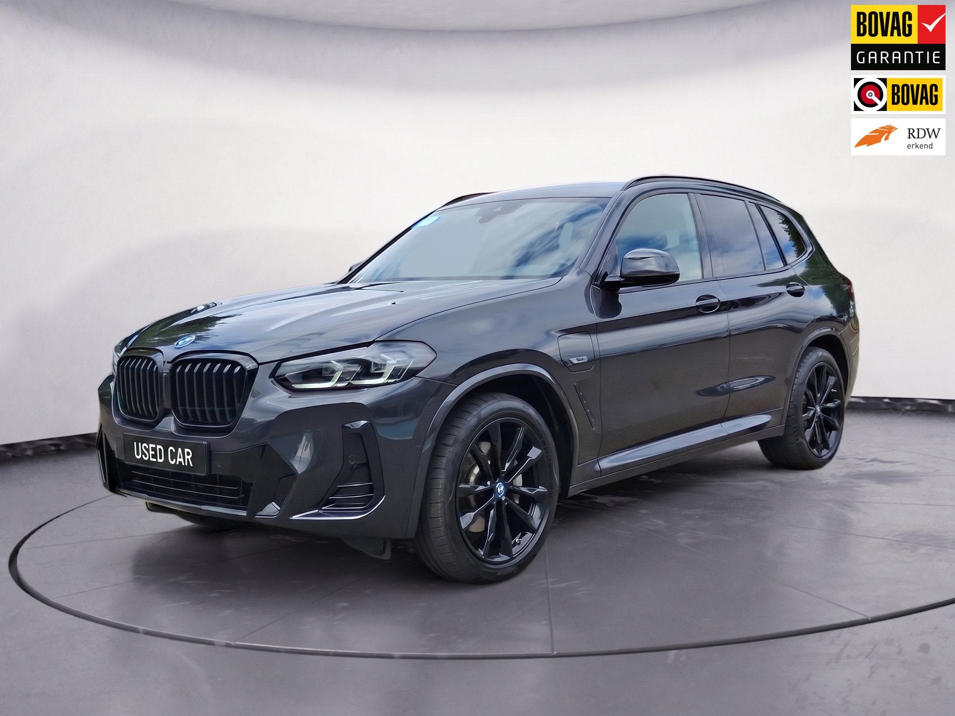 BMW X3 xDrive30e High Executive M Sport |Trekhaak.Elek|Memor, Auto's, Gebruikt, Zwart, 2000 kg, Bedrijf